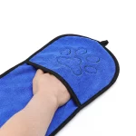 Hondenbadhanddoek met handschoen - Afbeelding 4