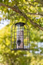 Trixie Voerdispenser Met Gaasbescherming Zwart - 26 x 17 x 17 cm