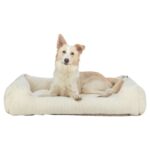Trixie Vital Hondenmand Jonna Hoekig Ribfluweel Creme - 100 x 70 cm